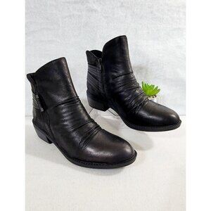 Baretraps Womens Black Sazzie Ankle Booties Leather Upper Size Zip Size 7M‎ NEW
